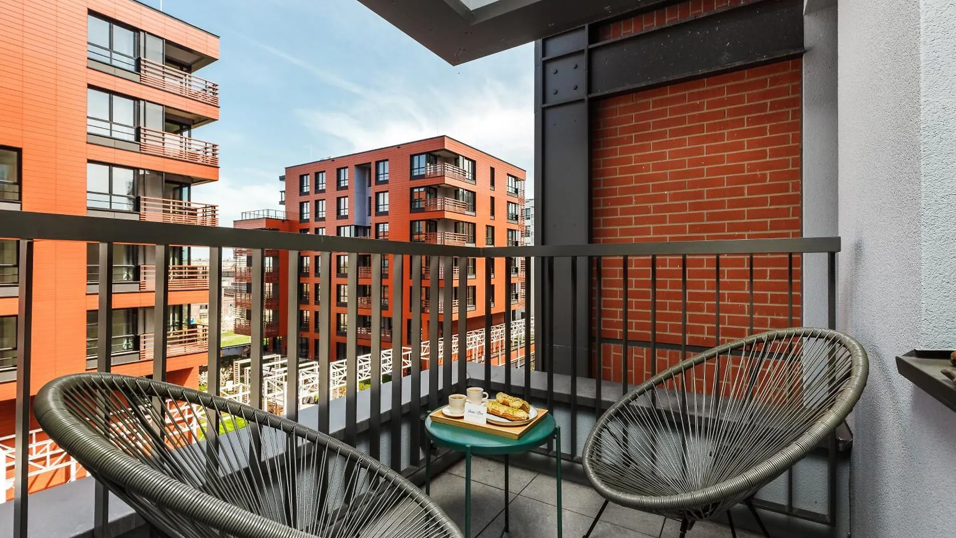 Doki Studio Apartments By Happystay Gdansk